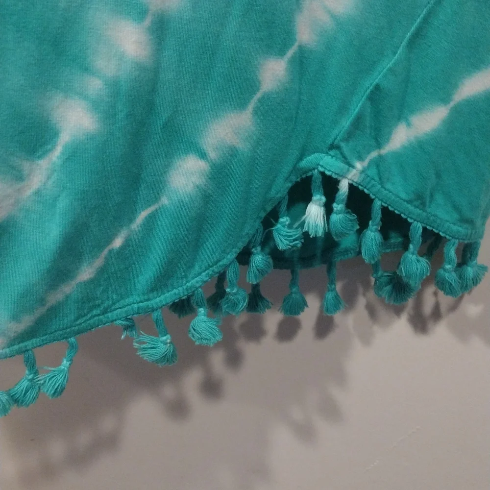 Zenergy by Chico's Tie Dye Print Tassel Hem Top Size 2 (12)-Hippie Beach Summer - Picture 5 of 7